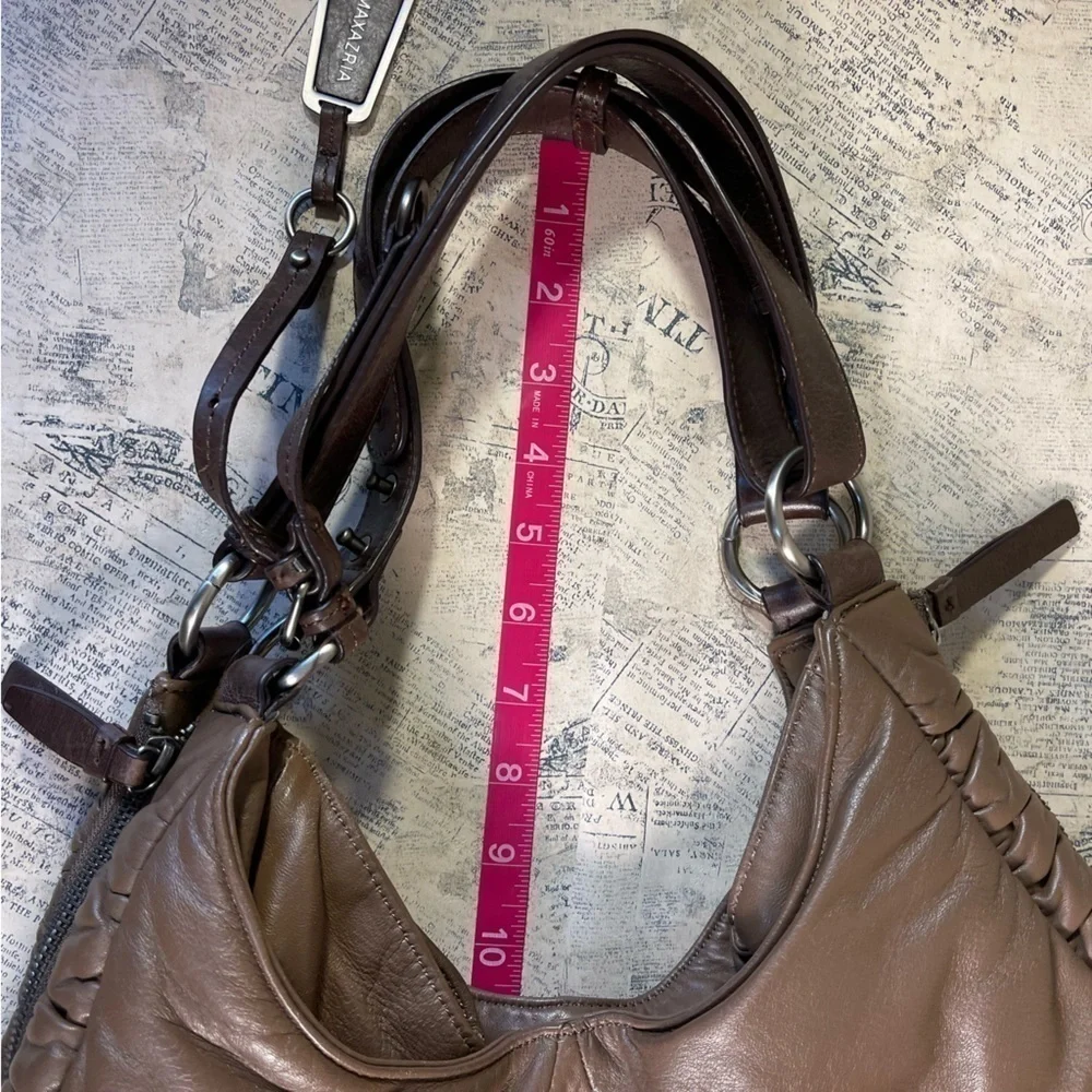 BCBGMAXAZRIA Large Buttery Soft Leather Hobo Bag Slouchy Shoulder Purse
